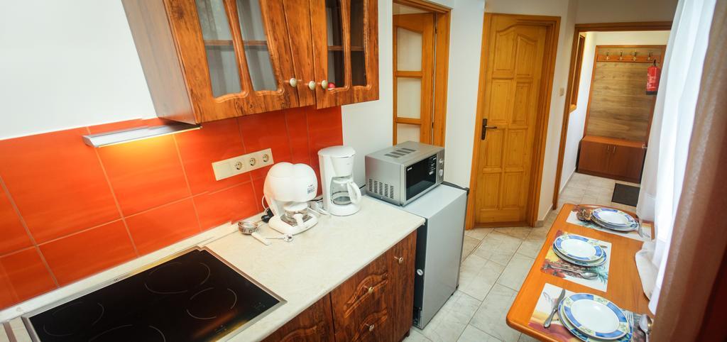 Aqua Thermal Soterapia Es Apartmanhaz Püspökladány المظهر الخارجي الصورة
